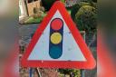 Wembdon Council reminds residents about temporary traffic lights for work.